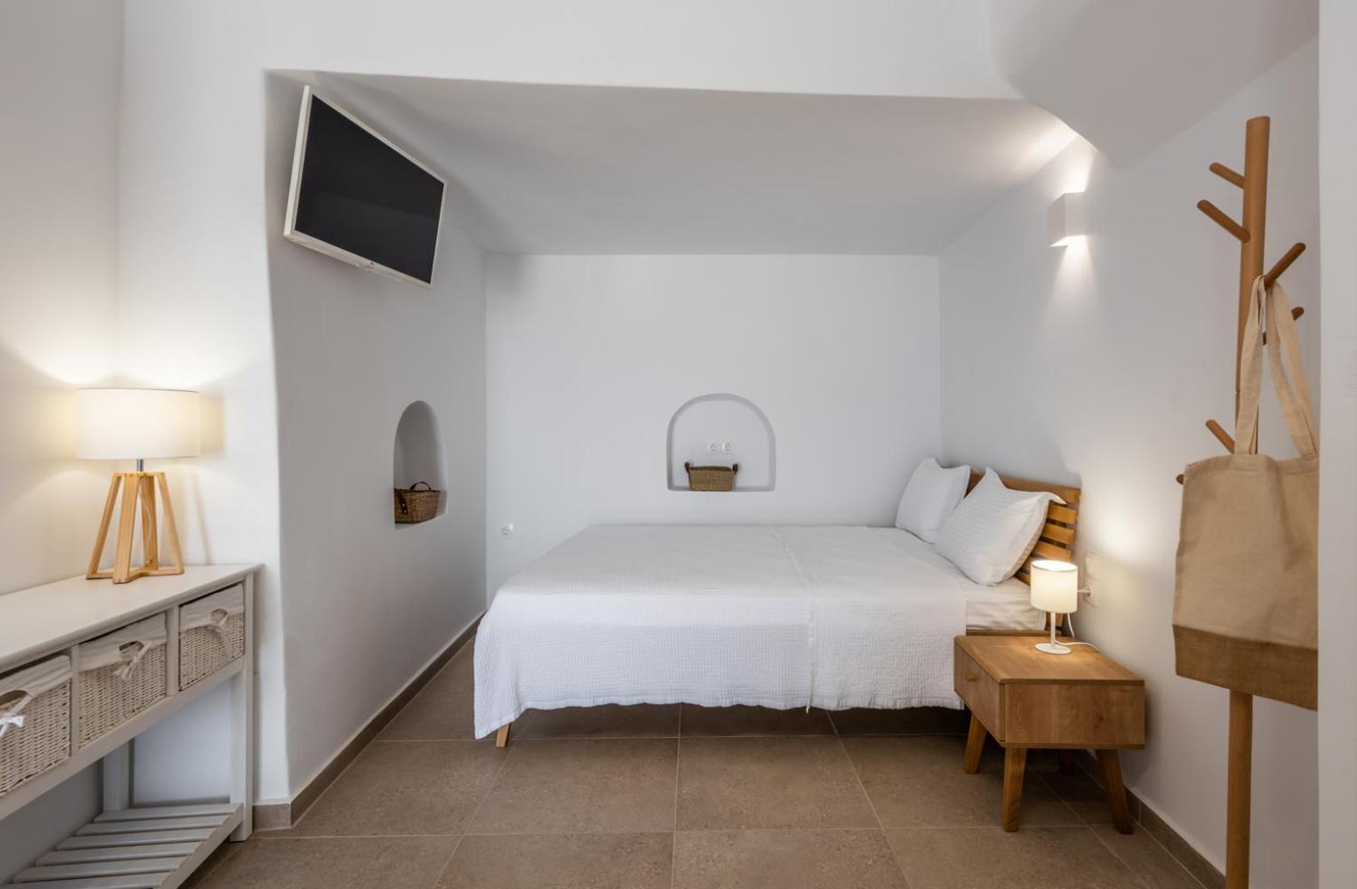 Anemi Suites Adamantas  Habitación foto